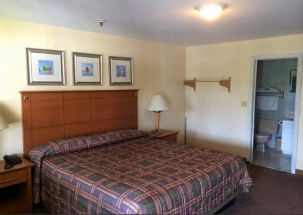 Naugatuck Motor Lodge Esterno foto