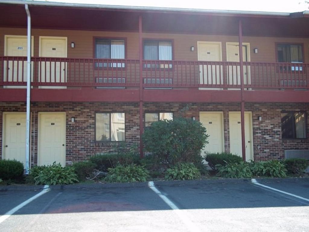 Naugatuck Motor Lodge Esterno foto